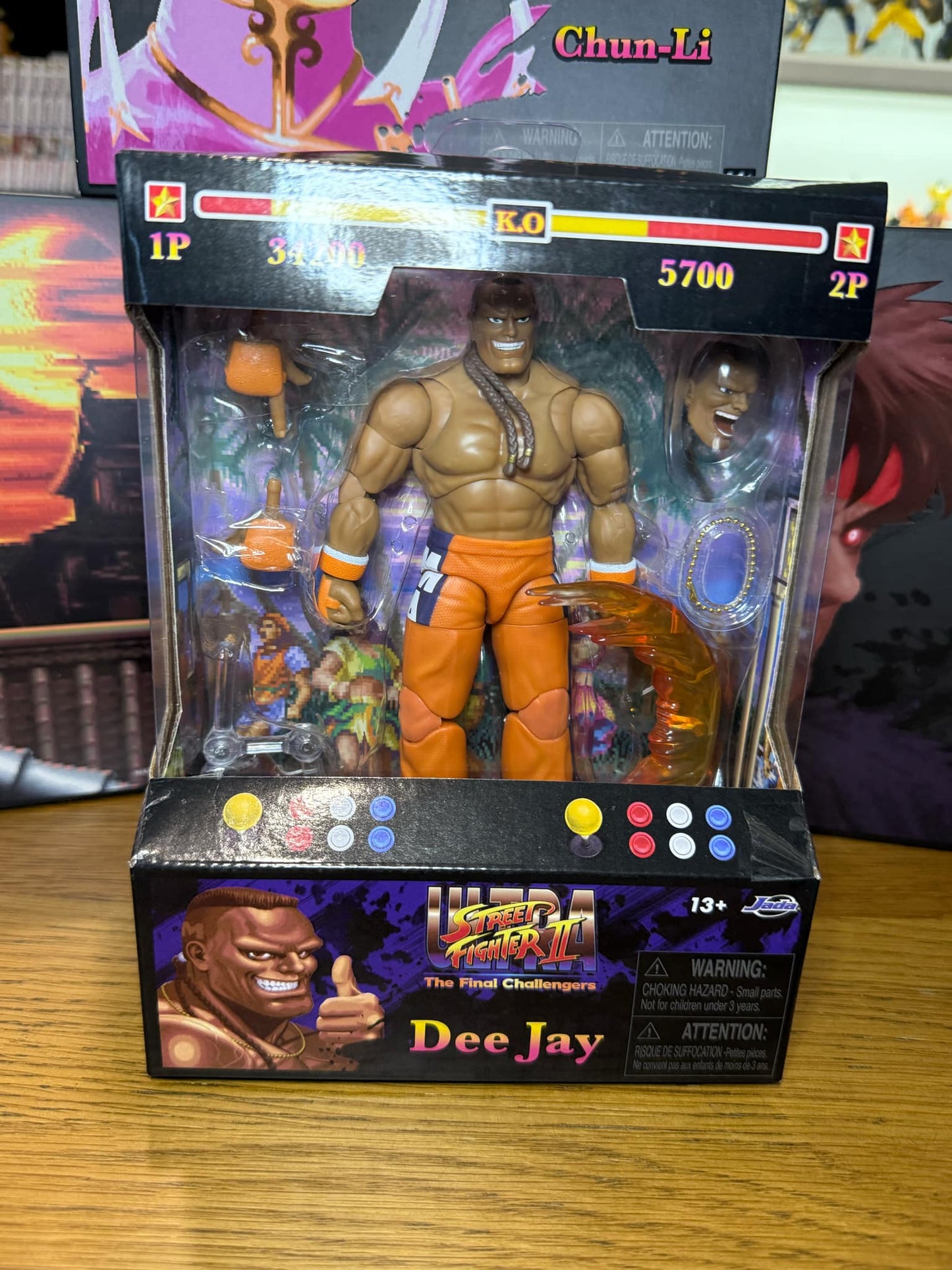 Jada Toys Street Fighters Set of 14 Figures (Pre-Owned)