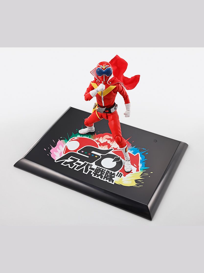 (Pre-Order) S.H.Figuarts (SHINKOCCHOU SEIHOU) AKARENGER Super Sentai 50th Anniversary Ver. (First Press Limited Base)