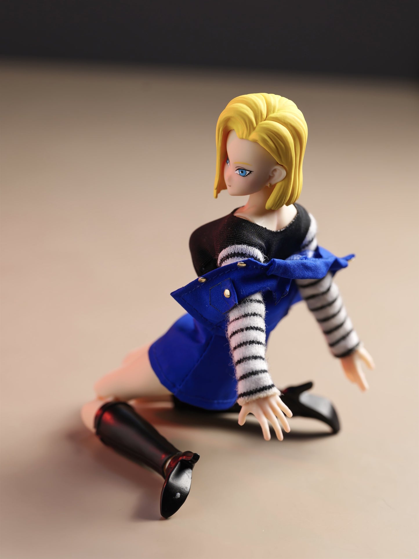 Custom 1/12 Clothing Accessories Clothes for HITToys Rebel Girls Andriod 18