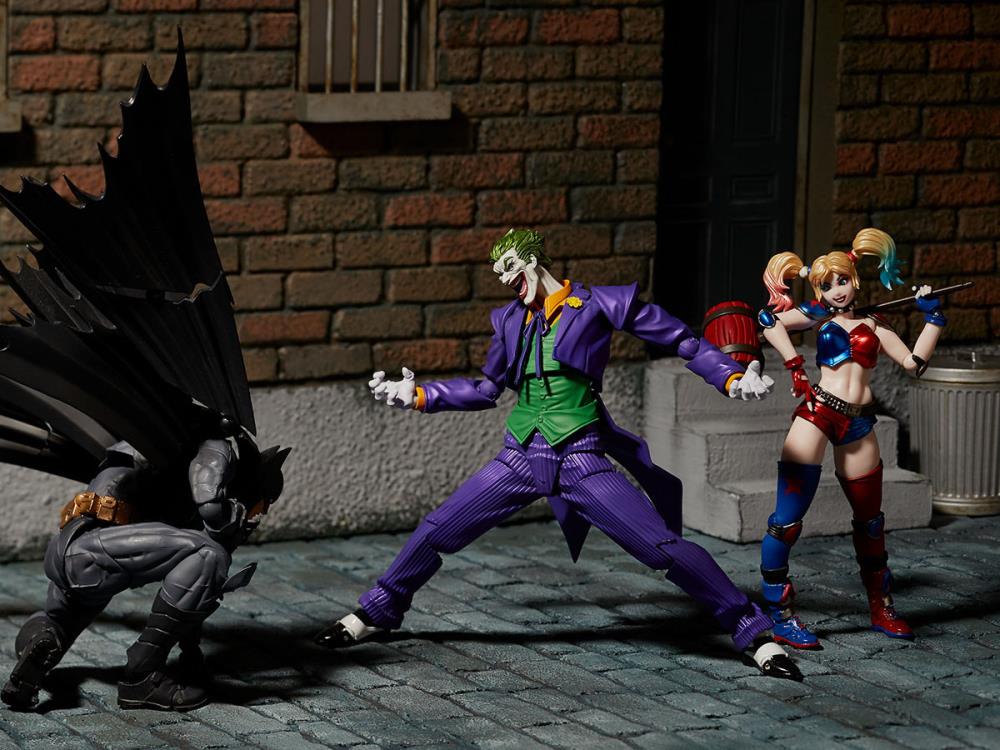 KAIYODO DC Comics Amazing Yamaguchi Revoltech No.021 The Joker (In Stock)
