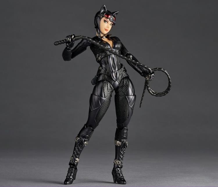 (Pre-Order) Batman: Arkham Knight Amazing Yamaguchi Revoltech NR022 Catwoman