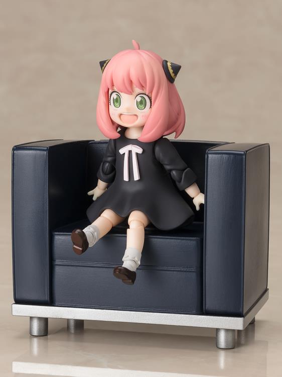 Spy x Family S.H.Figuarts Bond Forger with Anya Forger (In Stock)