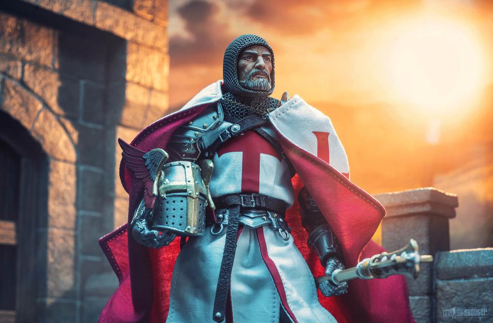 Mythic Legions: All-Stars Sir Enoch Figure