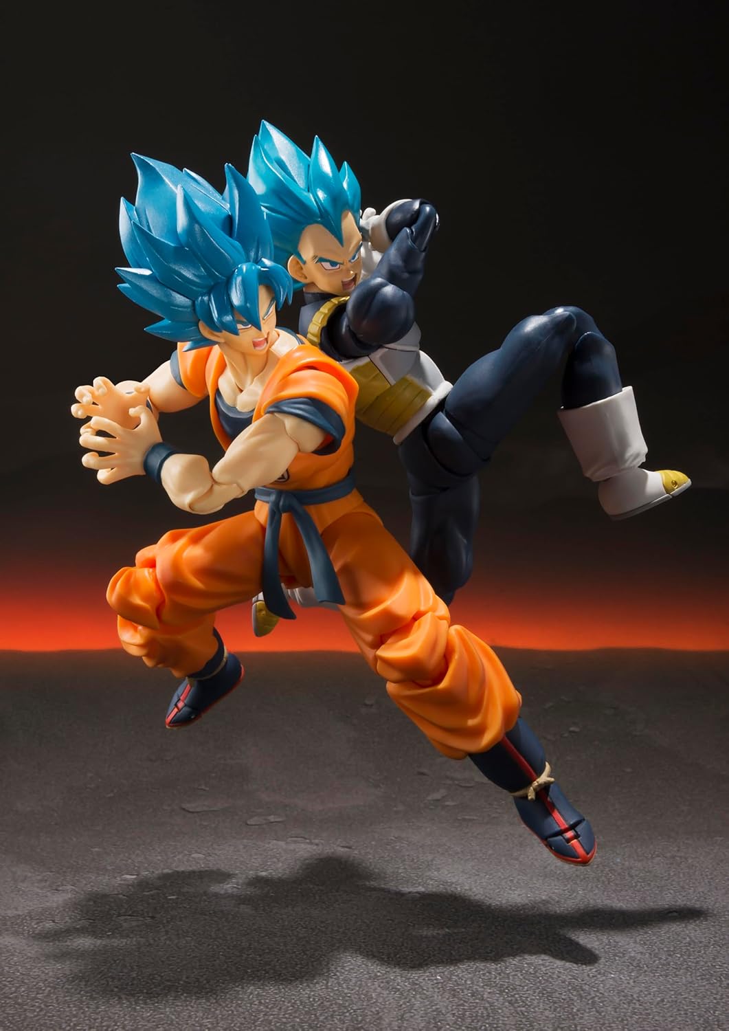 S.H.Figuarts Super Saiyan God Super Saiyan Goku