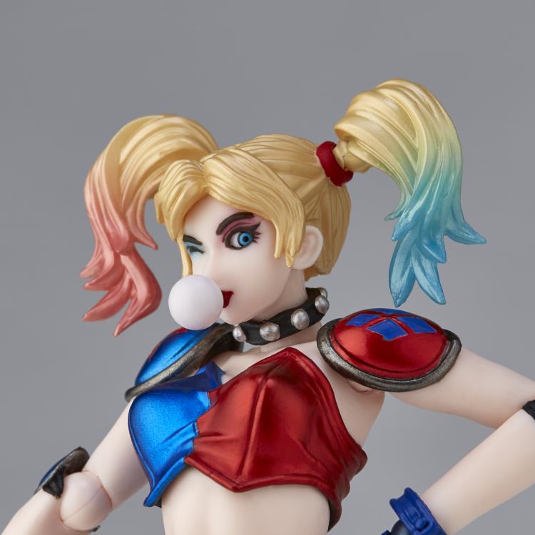 KAIYODO DC Comics Amazing Yamaguchi Revoltech No.015EX Harley Quinn (New Color Ver.) (Reissue) (In Stock)