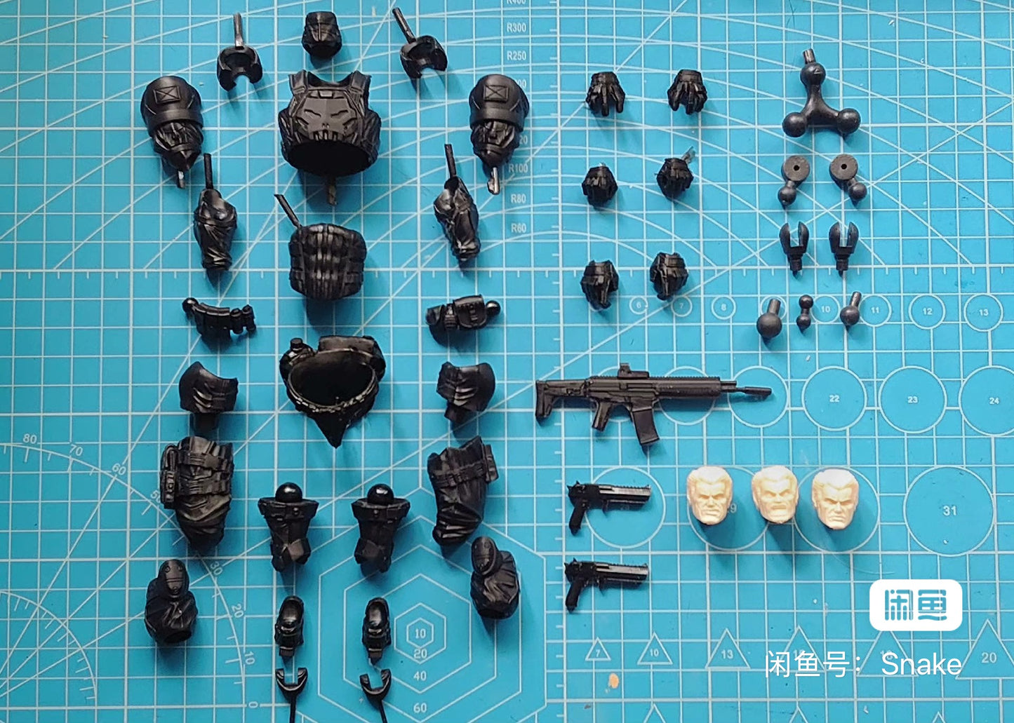 Custom 1/12 Action Figure Snake Studio Revoltech Punish man (Painted)
