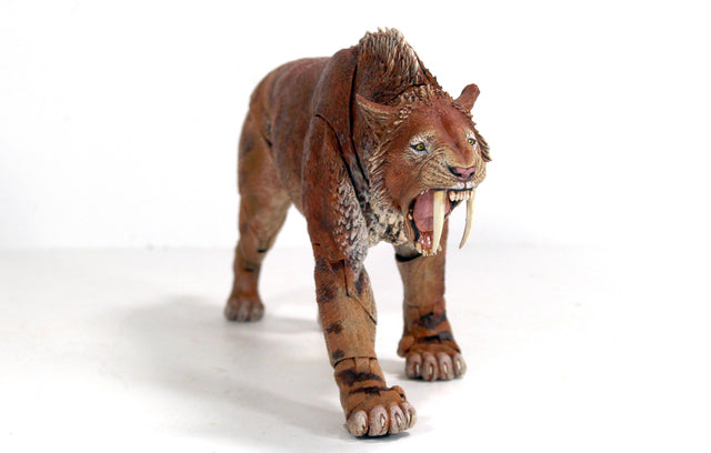 (Pre-Order) Sci Fi Dinosaur and Dragon 1/18 action figures - Smilodon