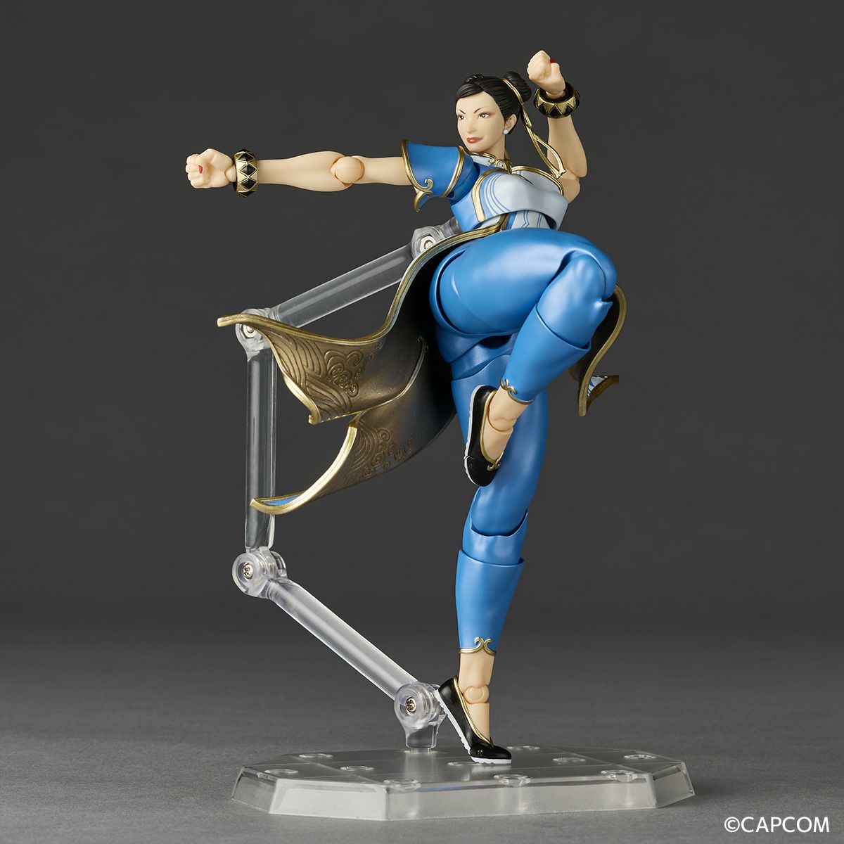(Pre-Order) Kaiyodo Revoltech Amazing Yamaguchi Street Fighter Chun Li (With Bonus)