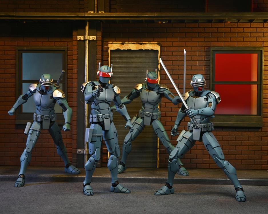 Teenage Mutant Nija Turtles: The Last Ronin Ultimate Synja Patrol Bot Action Figure (In Stock)