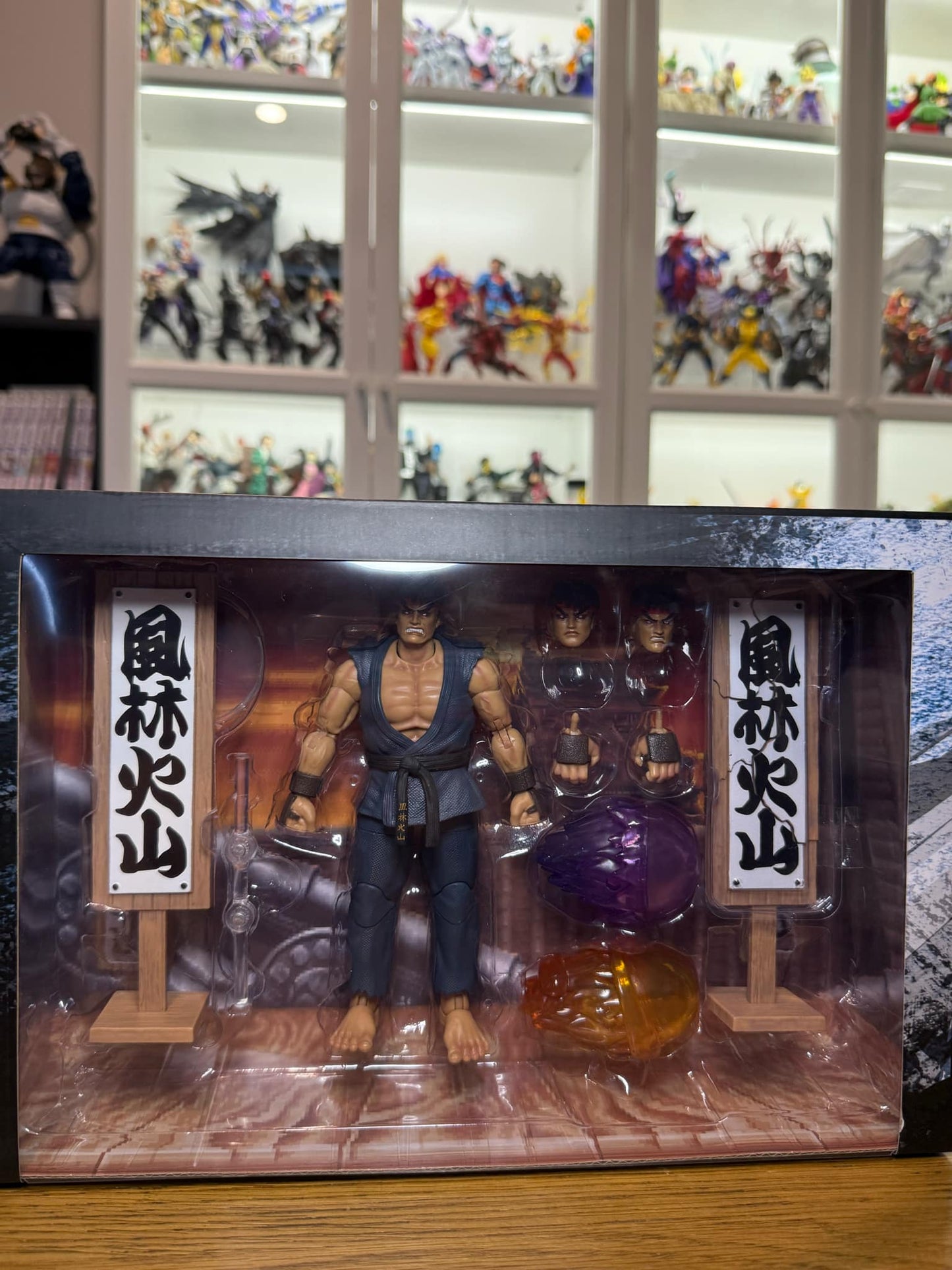 Jada Toys Street Fighters Set of 14 Figures (Pre-Owned)