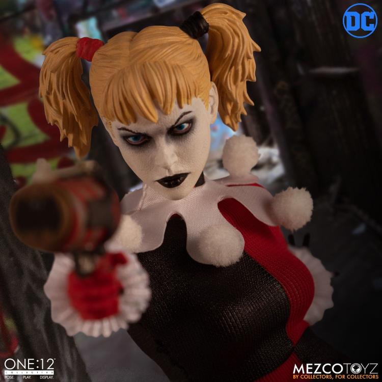 Mezco DC Comics One:12 Collective Deluxe Harley Quinn (In Stock)