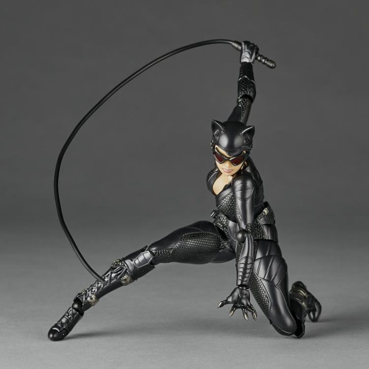 (Pre-Order) Batman: Arkham Knight Amazing Yamaguchi Revoltech NR022 Catwoman