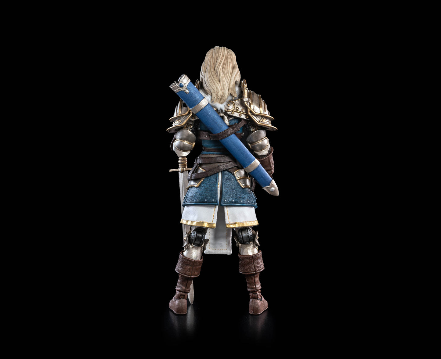 (Pre-Order) Mythic Legions: Horror of Einsamall Commander Igraine