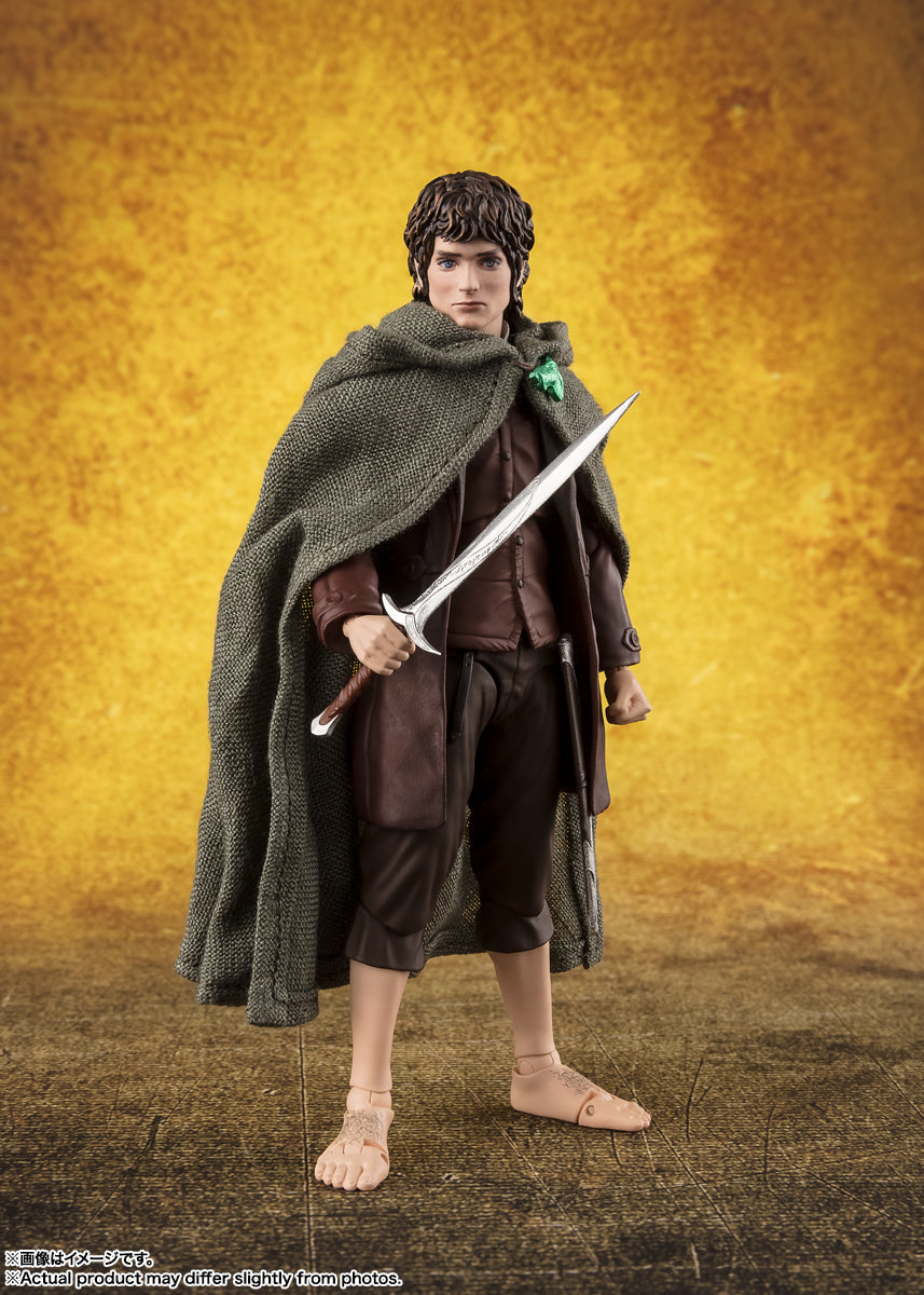 (Pre-Order) S.H.Figuarts Frodo Baggins & Gollum (Lord of the Rings)