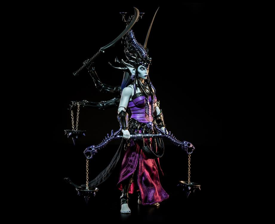 Mythic Legions: Illythia Deluxe Figure (Illythia's Brood) (In Stock)