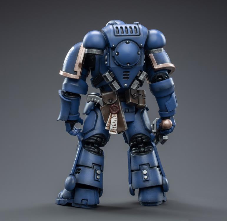 Warhammer 40K Ultramarines Intercessors 1/18 Scale Figure (In Stock)
