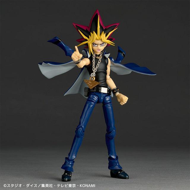 (Pre-Order) Kaiyodo Revoltech Amazing Yamaguchi Yu-Gi-Oh! Duel Monsters Yami Yugi Action Figure (With Bonus)