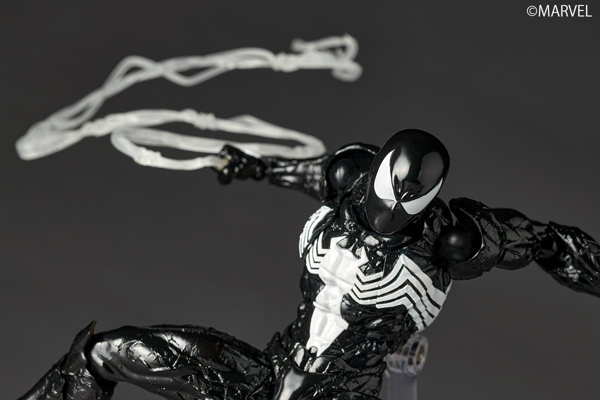 Revoltech Amazing Yamaguchi Symbiote Spider Man (reissue)