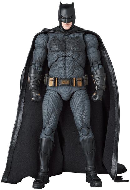 (Pre-Order) MAFEX Batman (Zack Snyder's Ver.)