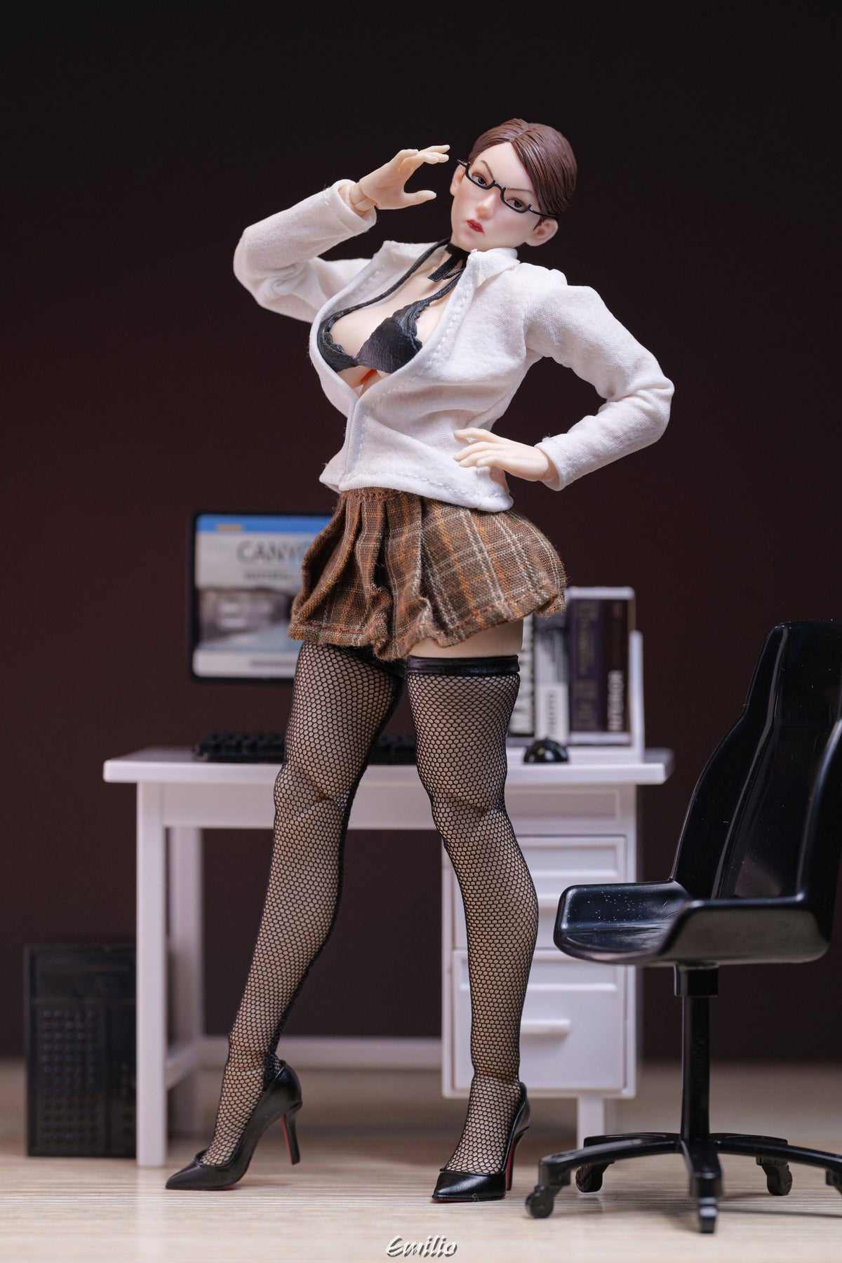 Custom 1/12 Clothing for Prison School Meiko Shiraki (Notaman Body)