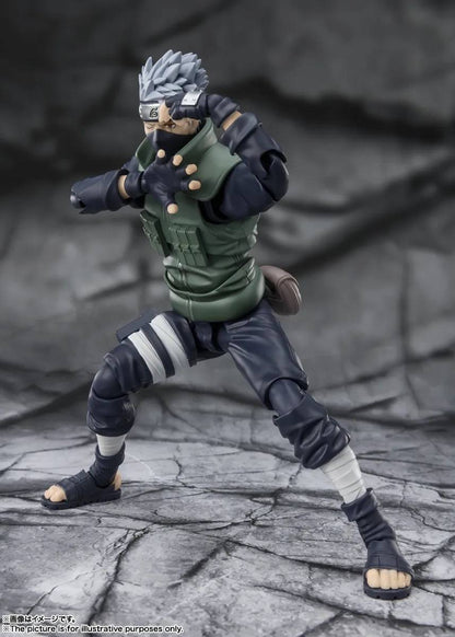 (Pre-Order) S.H. Figuarts Naruto Shippuden Kakashi Hatake The Famed Sharingan Hero (Reissue)