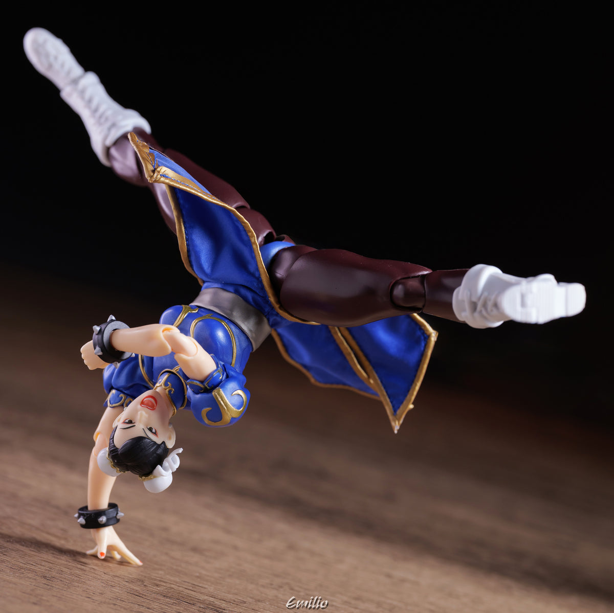 Custom 1/12 Clothing for 52 Toys Chun Li