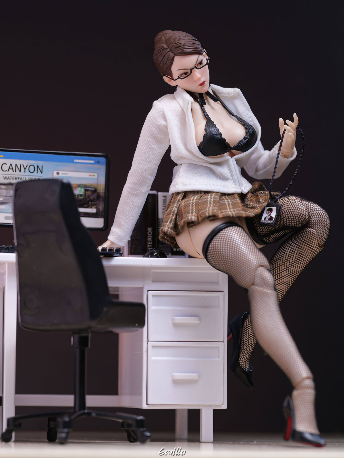 Custom 1/12 Clothing for Prison School Meiko Shiraki (Notaman Body)