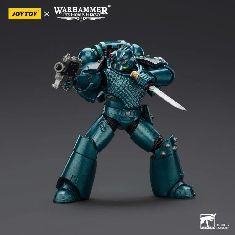 Warhammer The Horus Heresy Alpha Legion Headhunter With Banestrike Combi-Bolter And Power Dagger