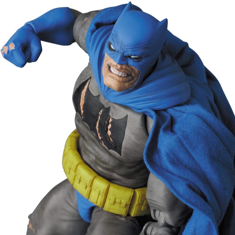 Batman: The Dark Knight Returns Triumphant MAFEX No.119 Batman Action Figure