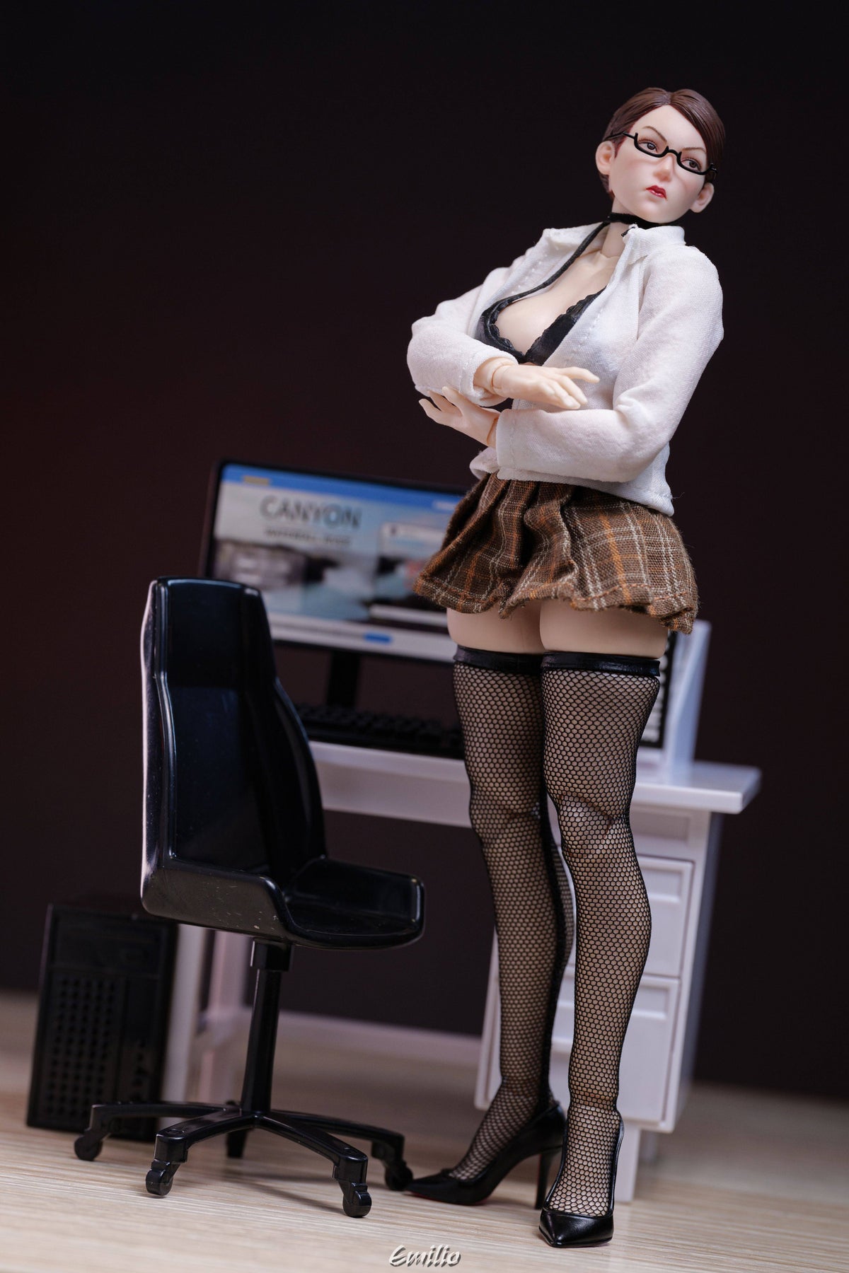 Custom 1/12 Clothing for Prison School Meiko Shiraki (Notaman Body)