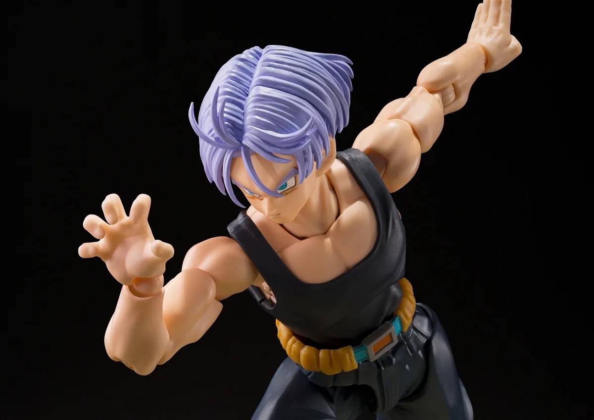 (Pre-Order) S.H. Figuarts Dragon Ball Z Fighters Trunks (Z Fighters) with Special Display Base