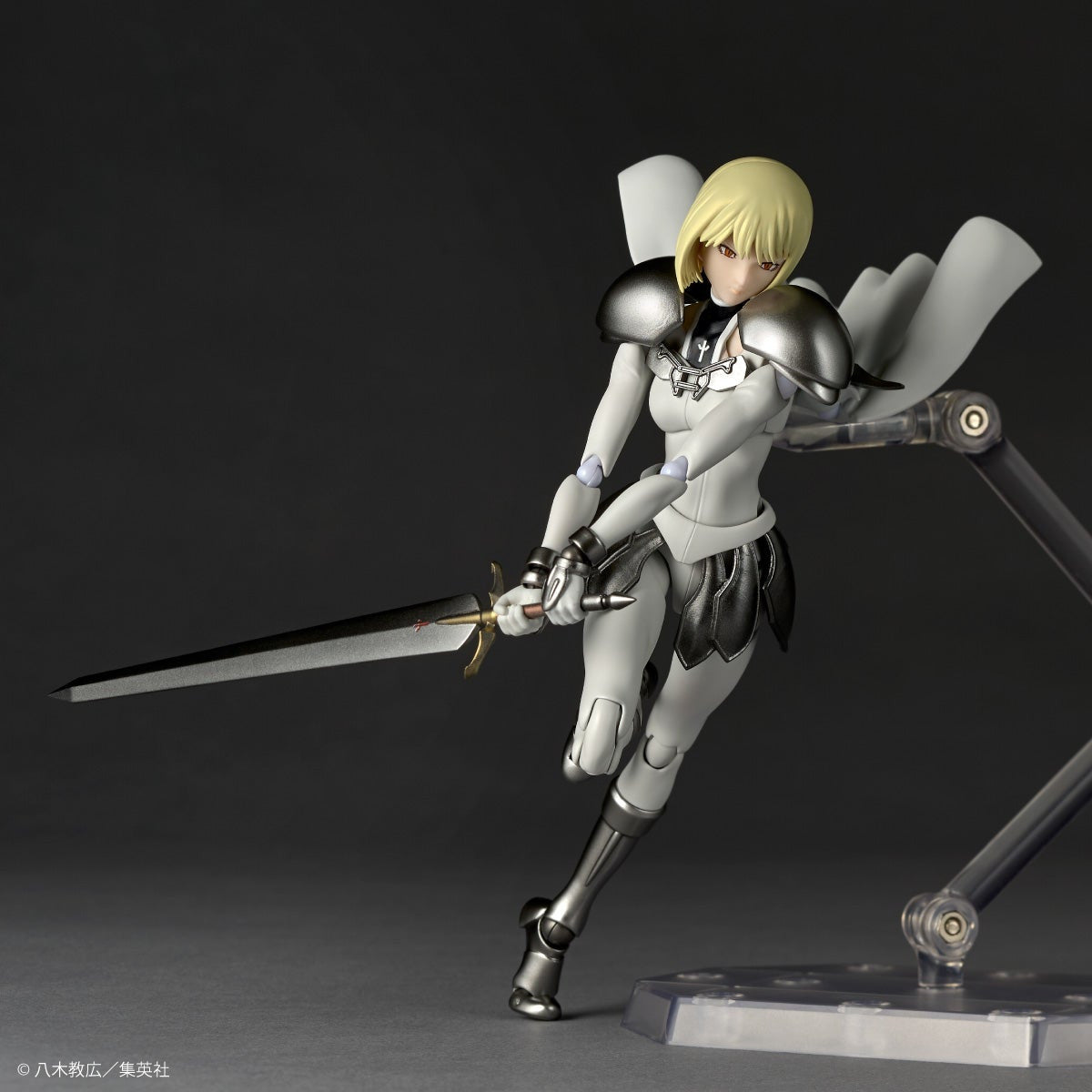 (Pre-Order) Revoltech Clare (CLAYMORE) Action Figure (with Bonus)
