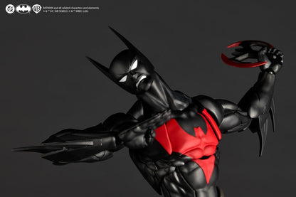 (Pre-Order) Revoltech Amazing Yamaguchi Batman Beyond Classic Ver. Action Figure (with Bonus)