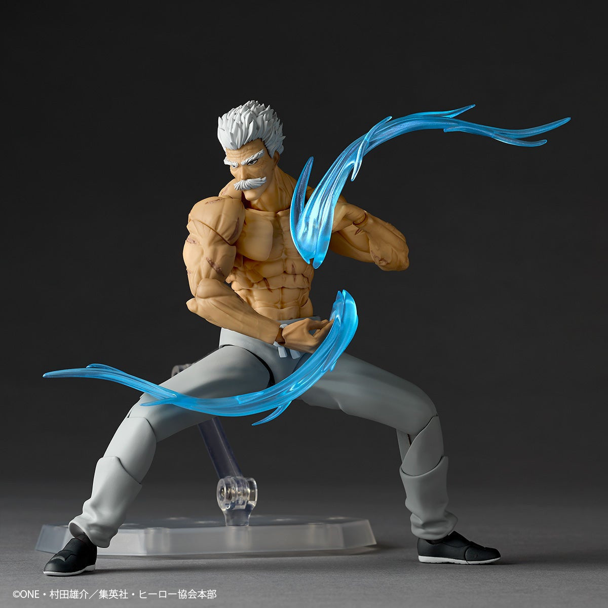 (Pre-Order) Revoltech Amazing Yamaguchi Silver Fang (One-Punch Man) Action Figure [with Bonus]