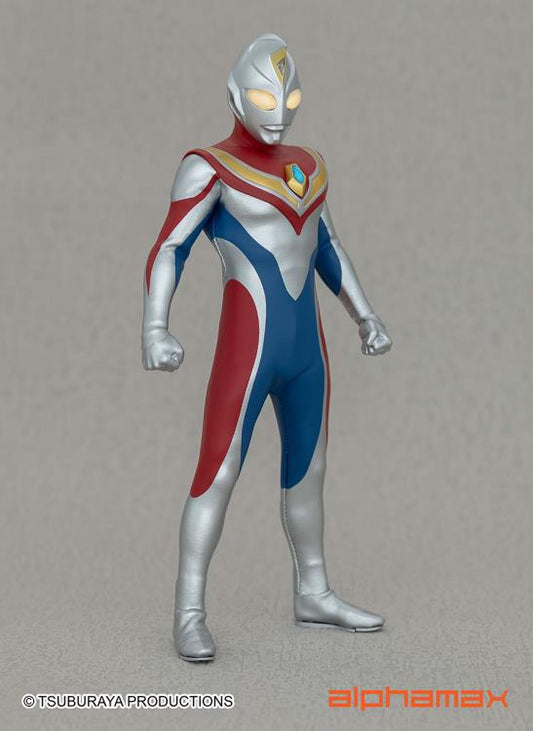 (Pre-Order) ALPHAMAX Ultraman Ultraman Dyna Action Figure