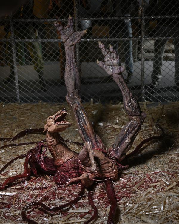 Neca The Thing Ultimate Dog Creature Set (In Stock)