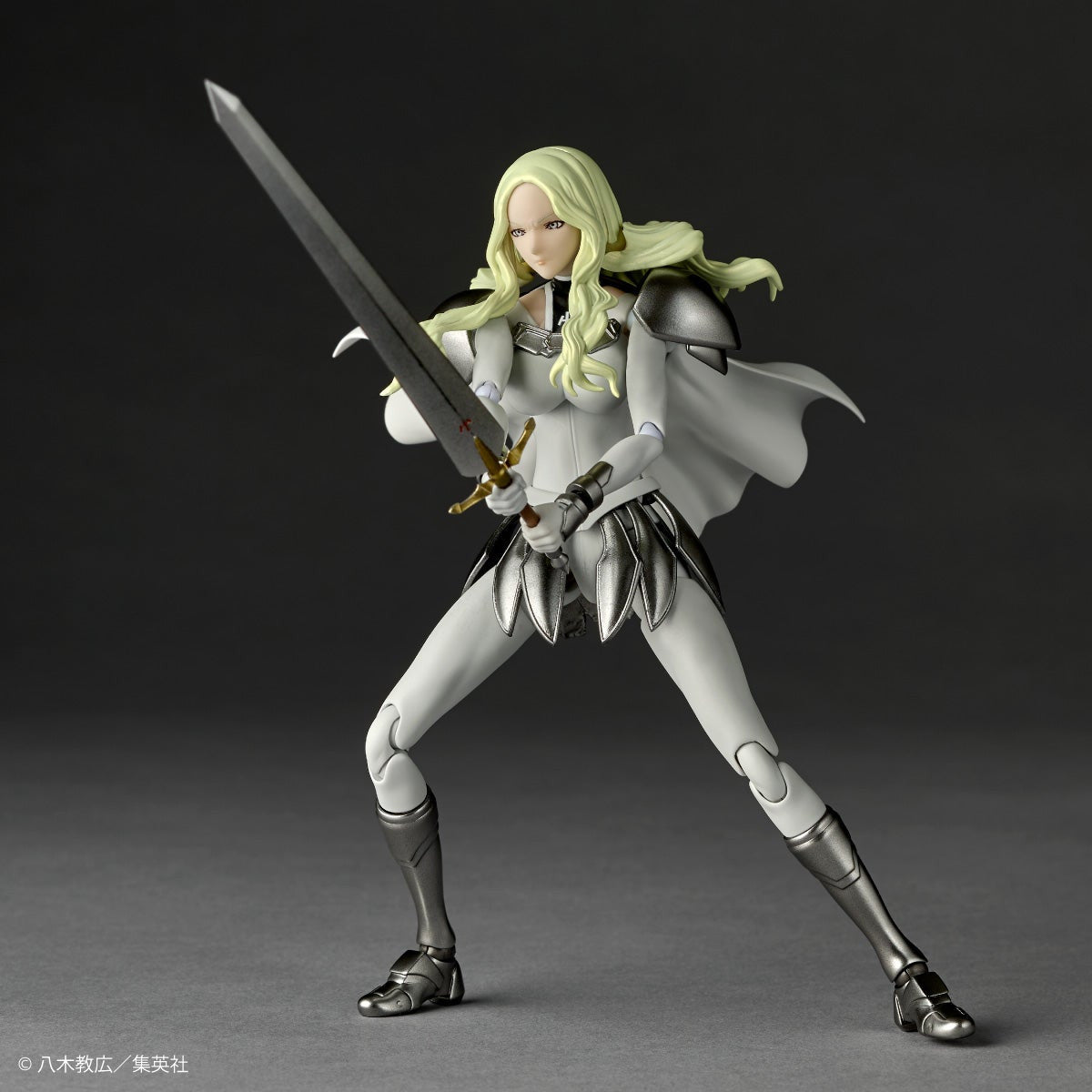 (Pre-Order) Revoltech Smiling Teresa (CLAYMORE) Action Figure (with Bonus)