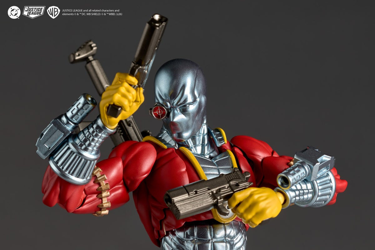 (Pre-Order) Revoltech Amazing Yamaguchi Deadshot (Suicide Squad) Action Figure (with Bonus)