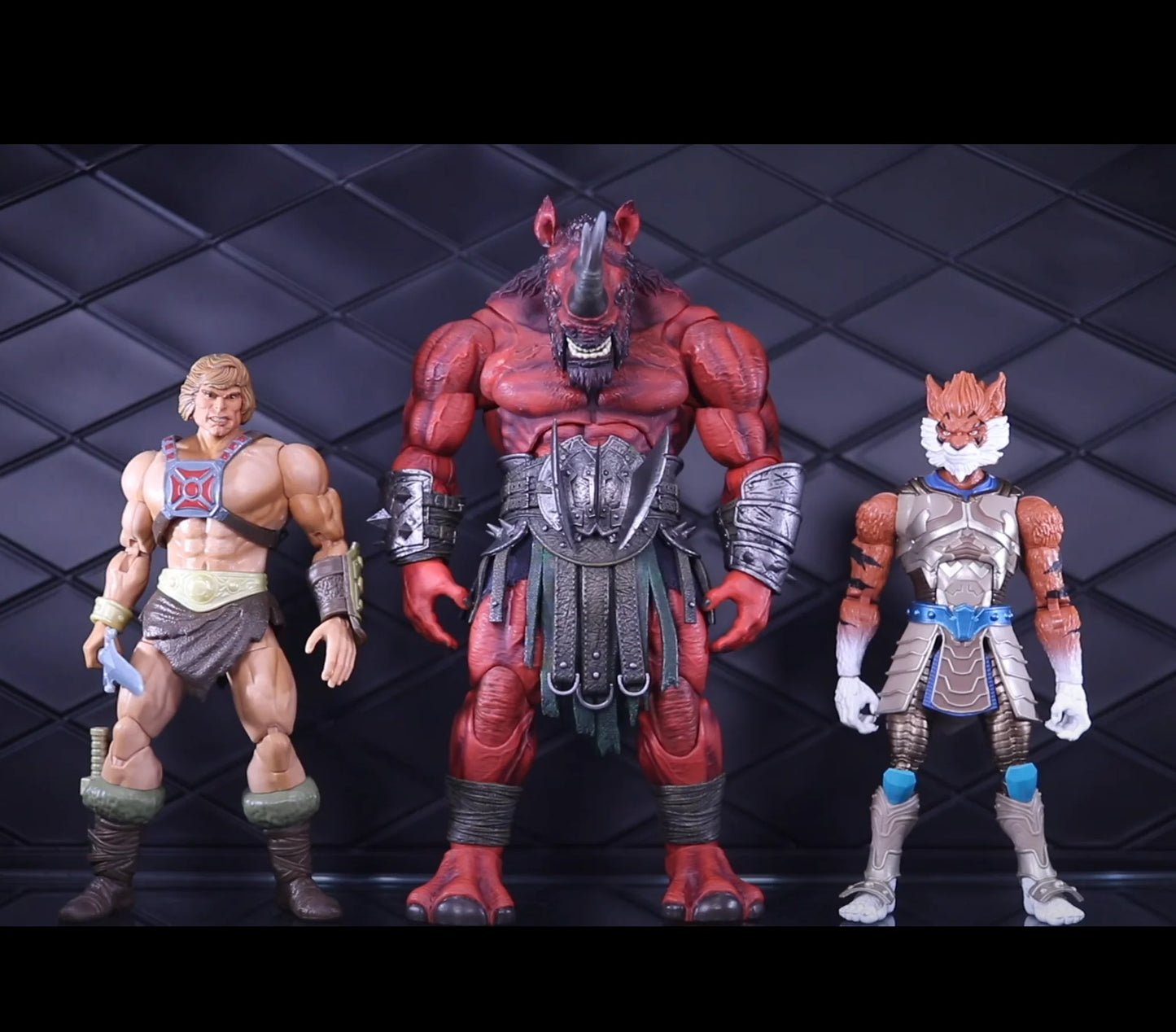 Xesray LACC Exclusive Big Horn Red Rhino 9 inches action figure (In Stock)