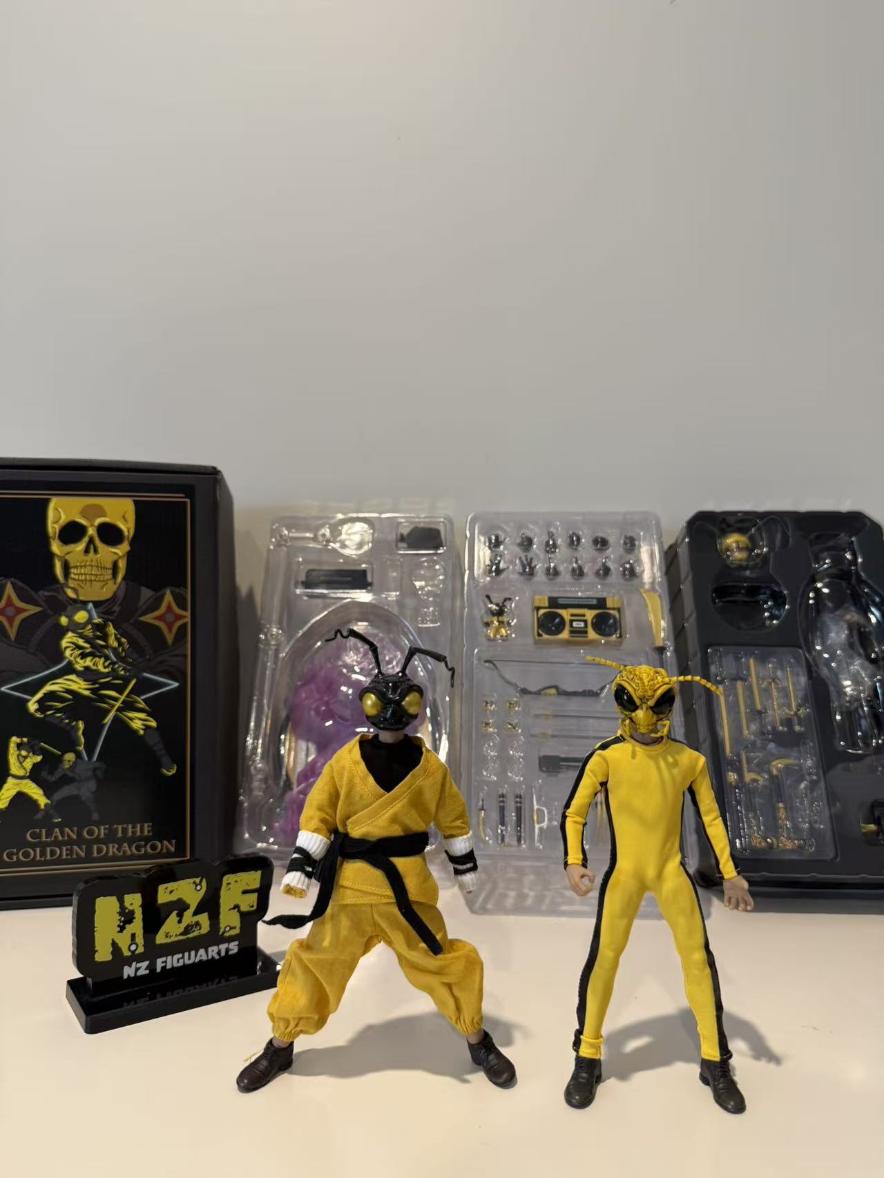 Mezco Goden dragon with custom nottaman body and clothing (Pre-Owned)
