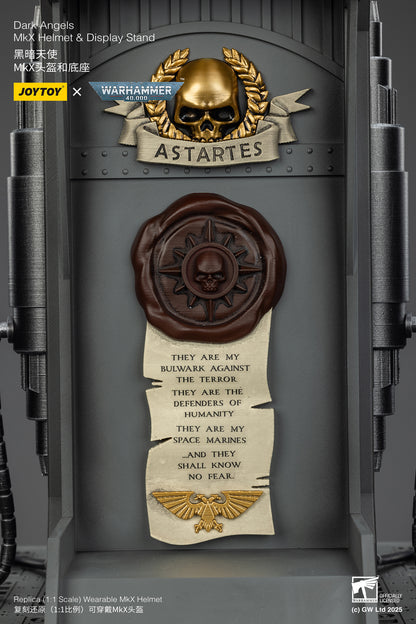 (Pre-Order) Warhammer 40k Dark Angels MkX Helmet & Display Stand