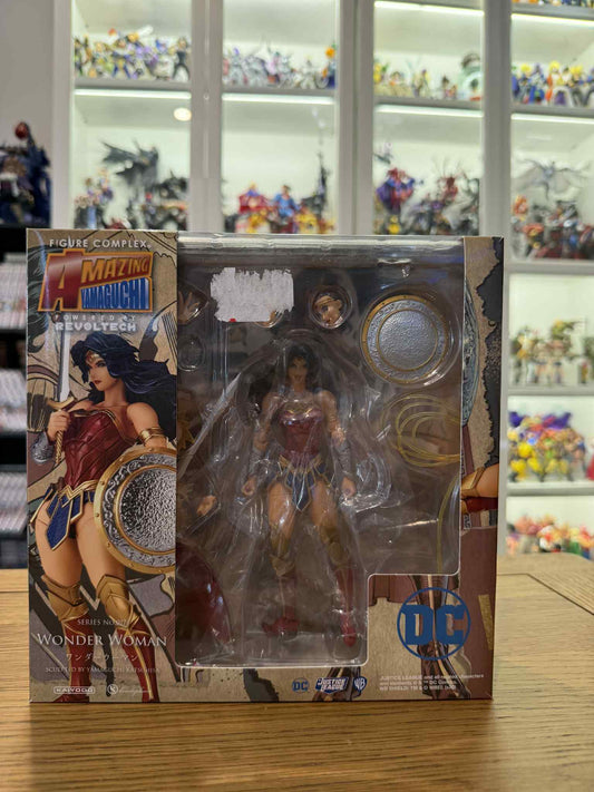 Kaiyodo Amazing Yamaguchi Revoltech Wonder Woman (Pre-Owned)