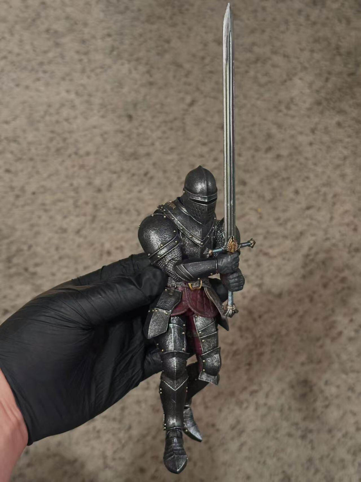(Pre-Order) Savage Crucible Sir Kassian