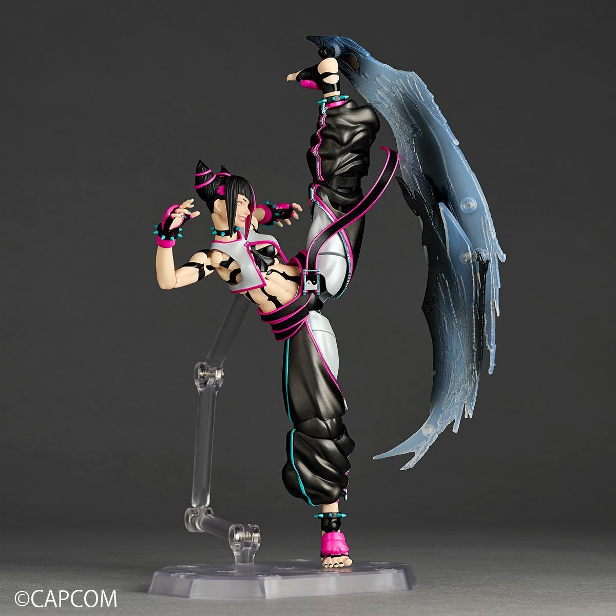 (Pre-Order) Kaiyodo Revoltech Amazing Yamaguchi Street Fighter Han Juri (With Bonus)