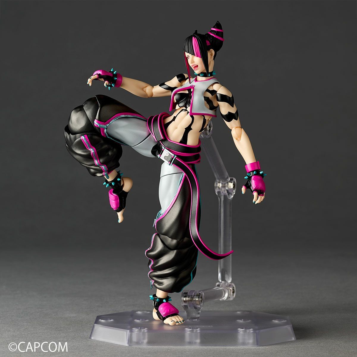 (Pre-Order) Kaiyodo Revoltech Amazing Yamaguchi Street Fighter Han Juri (With Bonus)