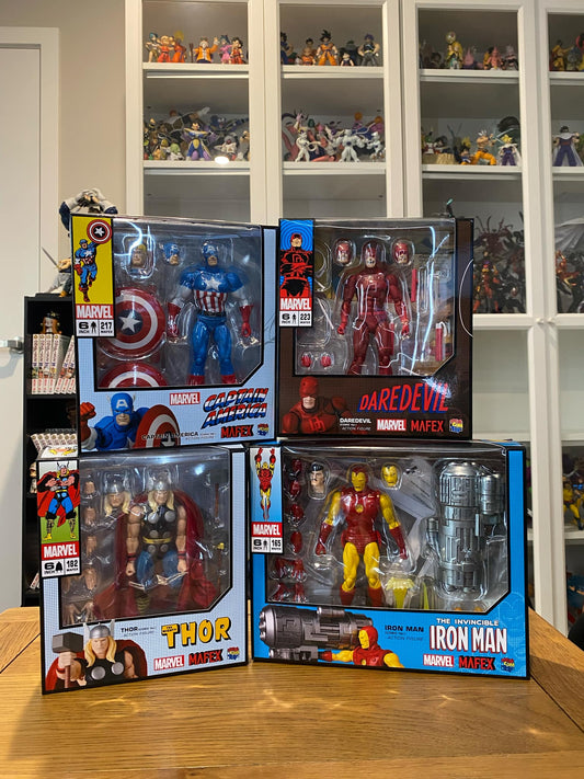 Mafex Marvel Bundle Set (Pre-Owned)