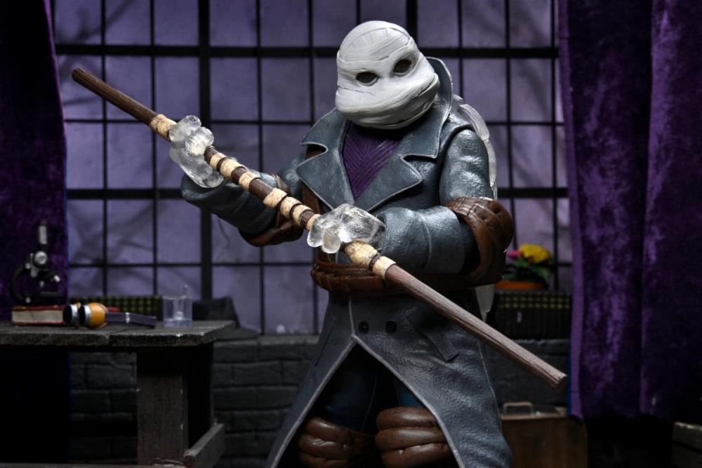 Neca Universal Monsters x Teenage Mutant Ninja Turtles Ultimate Donatello as The Invisible Man (In Stock)