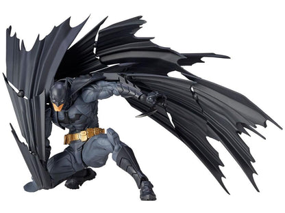 KAIYODO DC Comics Amazing Yamaguchi Revoltech No.009 Batman (In Stock)