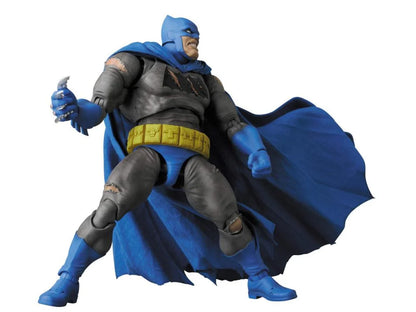 Batman: The Dark Knight Returns Triumphant MAFEX No.119 Batman Action Figure