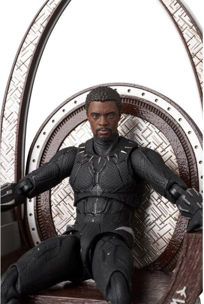 (Pre-Order) Marvel Infinity Saga MAFEX No.230 Black Panther (Ver.1.5)